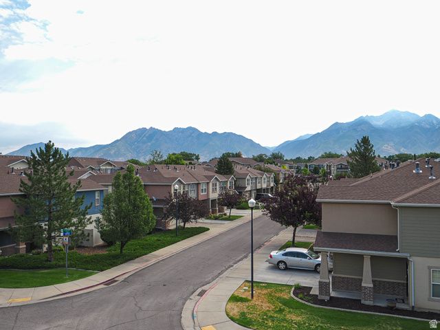 8292 S BELLINGHAM DR, Sandy, UT 84070