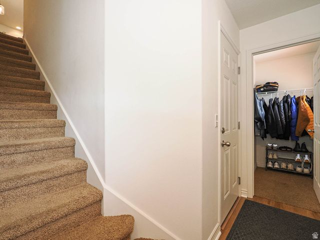 8292 S BELLINGHAM DR, Sandy, UT 84070