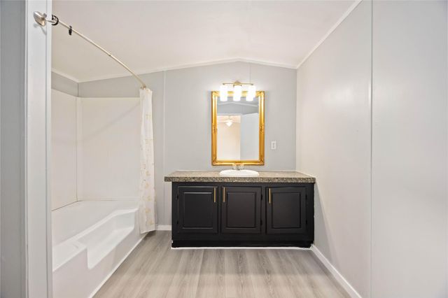 3001 Fm 360 Unit B Road, Rosenberg, TX 77471