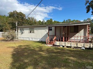 3324 Bonfire Dr B, Milton, FL 32583