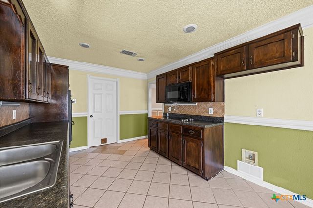 1702 Possum Trail, Harker Heights, TX 76548