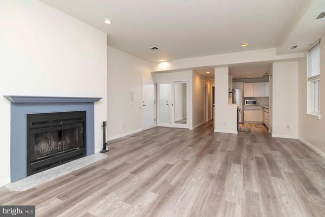 102-22 CHURCH ST #409, Philadelphia, PA 19106