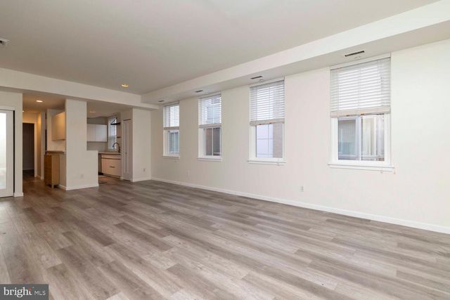 102-22 CHURCH ST #409, Philadelphia, PA 19106