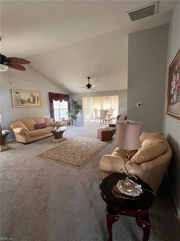 2002 Gunston DR, Suffolk, VA 23435