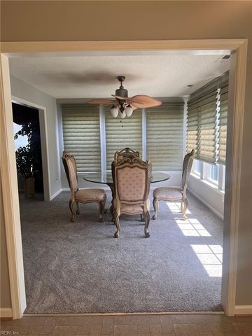 2002 Gunston DR, Suffolk, VA 23435