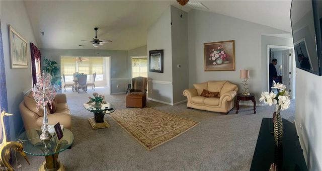 2002 Gunston DR, Suffolk, VA 23435