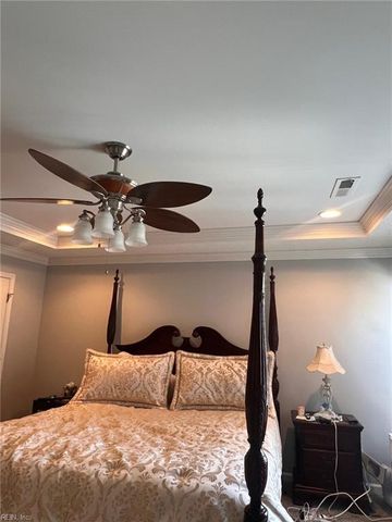 2002 Gunston DR, Suffolk, VA 23435