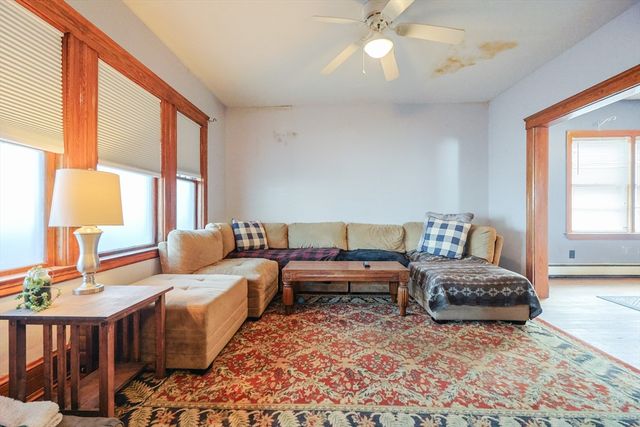 33 Blaine St, Malden, MA 02148