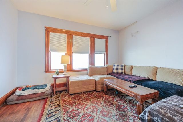 33 Blaine St, Malden, MA 02148