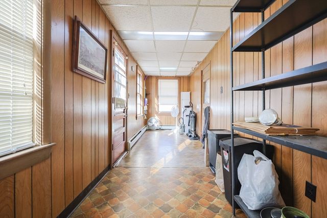 33 Blaine St, Malden, MA 02148