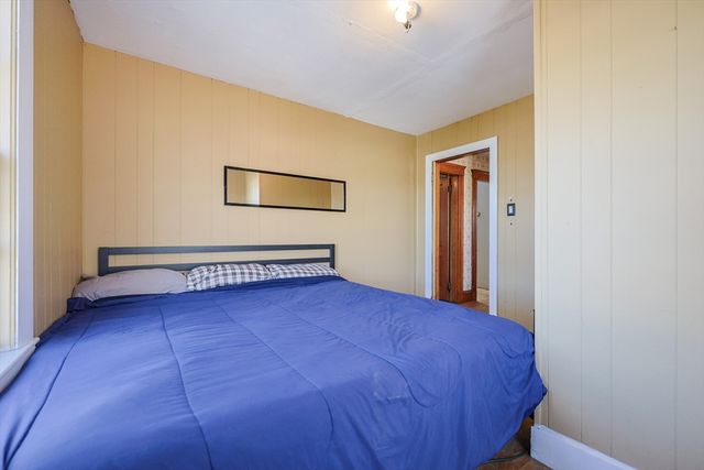 33 Blaine St, Malden, MA 02148