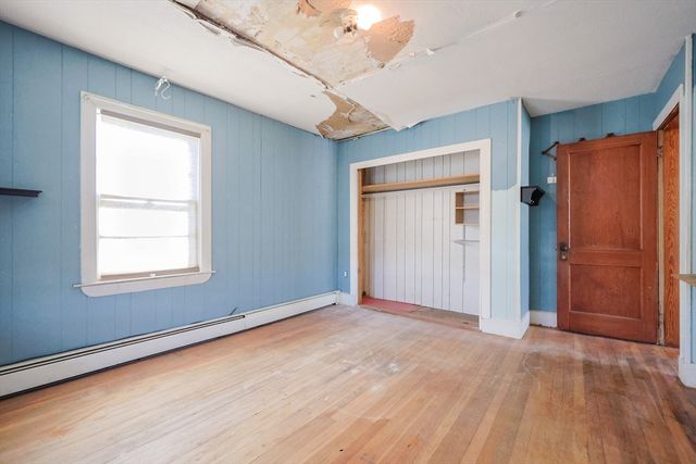 33 Blaine St, Malden, MA 02148