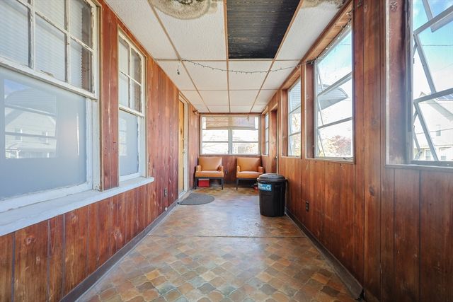 33 Blaine St, Malden, MA 02148