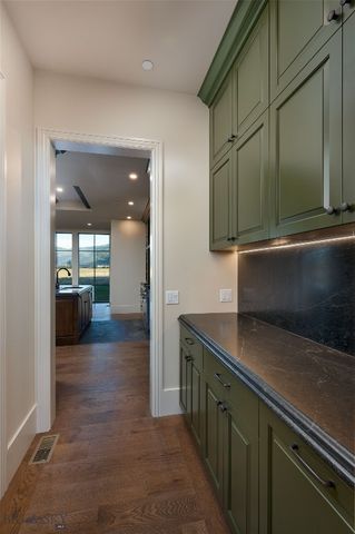 657 Hyalite View Drive, Bozeman, MT 59718