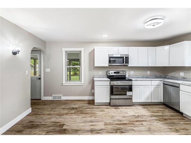 3161 Venus Avenue, Eau Claire, WI 54703