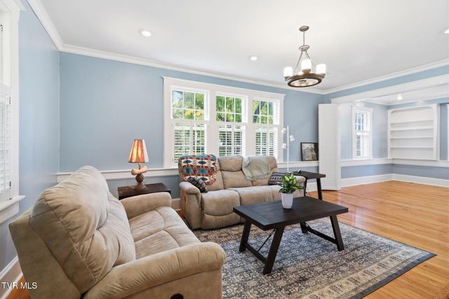 809 Yadkin Street, Kingsport, TN 37660
