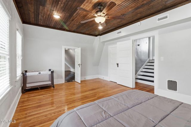 809 Yadkin Street, Kingsport, TN 37660