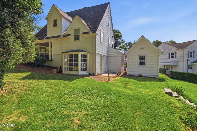 809 Yadkin Street, Kingsport, TN 37660