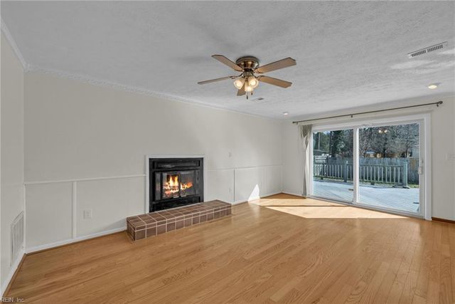 9 Overlook CT, Hampton, VA 23669