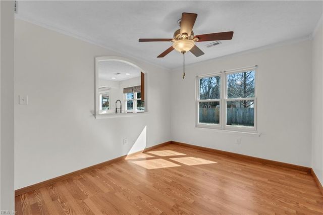 9 Overlook CT, Hampton, VA 23669