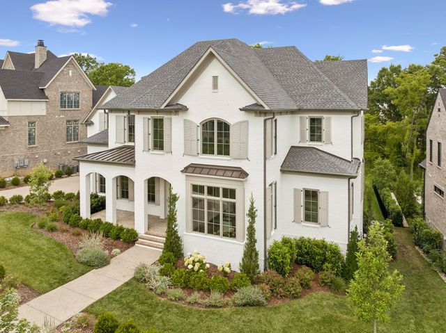 9314 Double Run Ct, College Grove, TN 37046