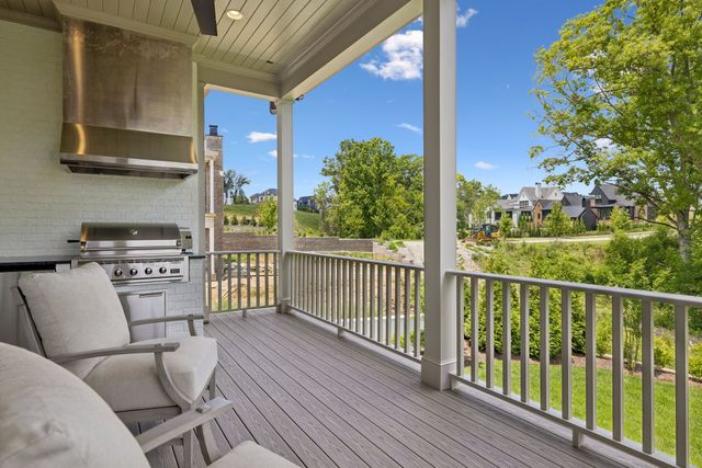 9314 Double Run Ct, College Grove, TN 37046