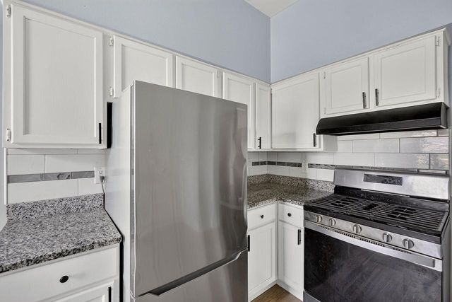 216 W Center STREET, Milwaukee, WI 53212