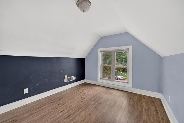 216 W Center STREET, Milwaukee, WI 53212