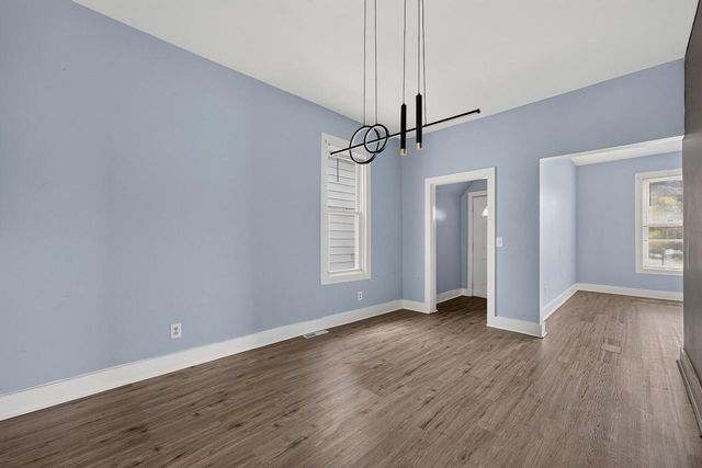 216 W Center STREET, Milwaukee, WI 53212