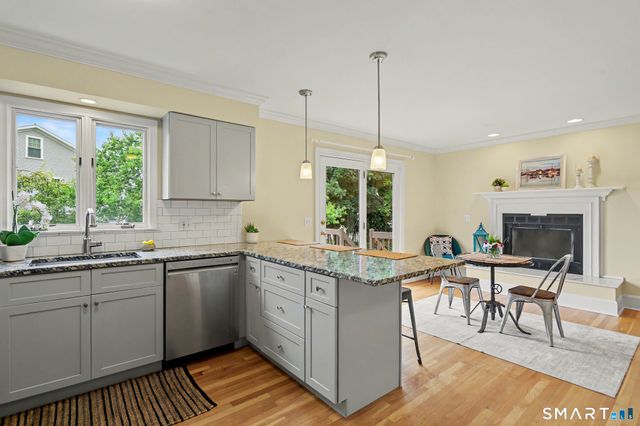 211 Hunyadi Avenue, Fairfield, CT 06824