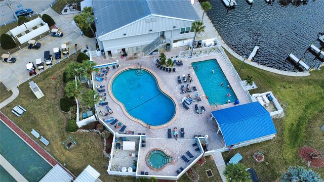 530 PARKWOOD AVENUE, North Port, FL 34287