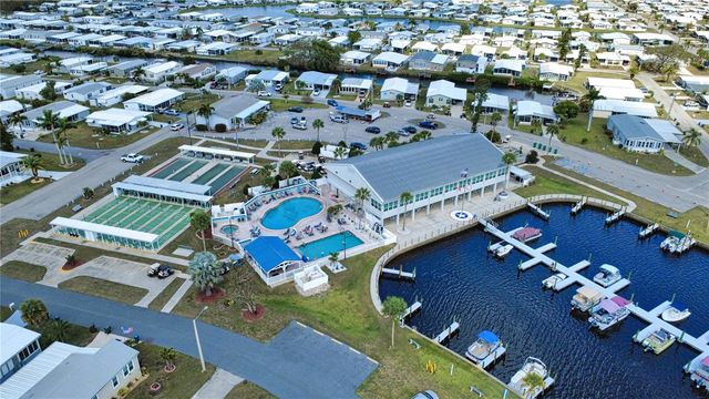 530 PARKWOOD AVENUE, North Port, FL 34287