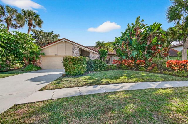2036 Amesbury Circle, Wellington, FL 33414