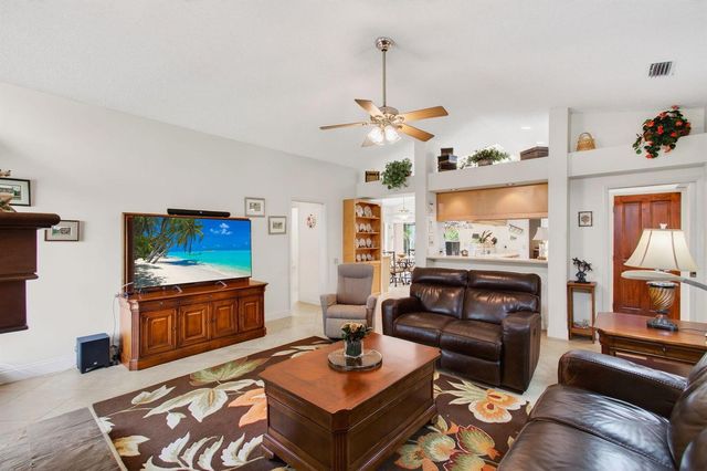 2036 Amesbury Circle, Wellington, FL 33414