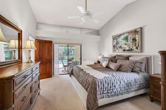 2036 Amesbury Circle, Wellington, FL 33414