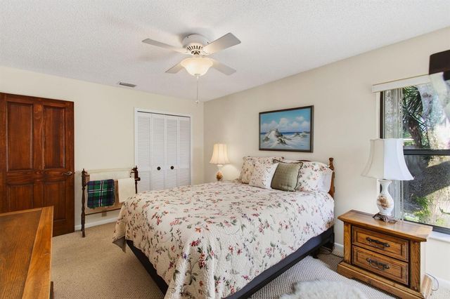 2036 Amesbury Circle, Wellington, FL 33414