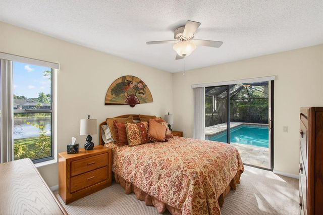 2036 Amesbury Circle, Wellington, FL 33414