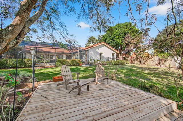 2036 Amesbury Circle, Wellington, FL 33414