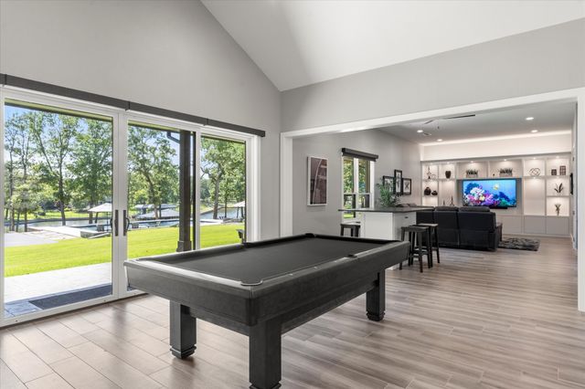 207 Sandpiper Drive, Mabank, TX 75156