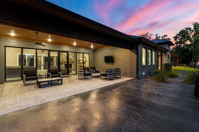 207 Sandpiper Drive, Mabank, TX 75156