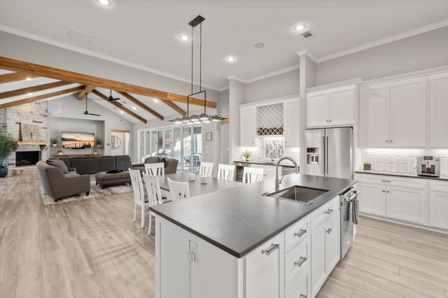 207 Sandpiper Drive, Mabank, TX 75156