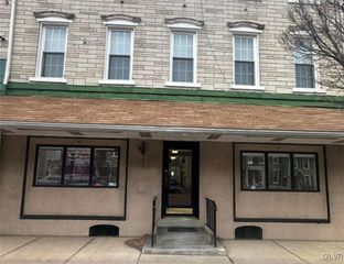 21 East Main, Macungie Borough, PA 18062