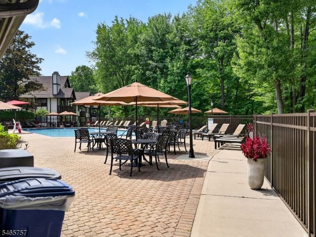 1510 Faulkner Ct, Mahwah Twp., NJ 07430