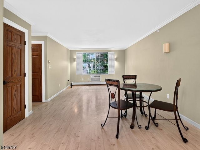 1510 Faulkner Ct, Mahwah Twp., NJ 07430