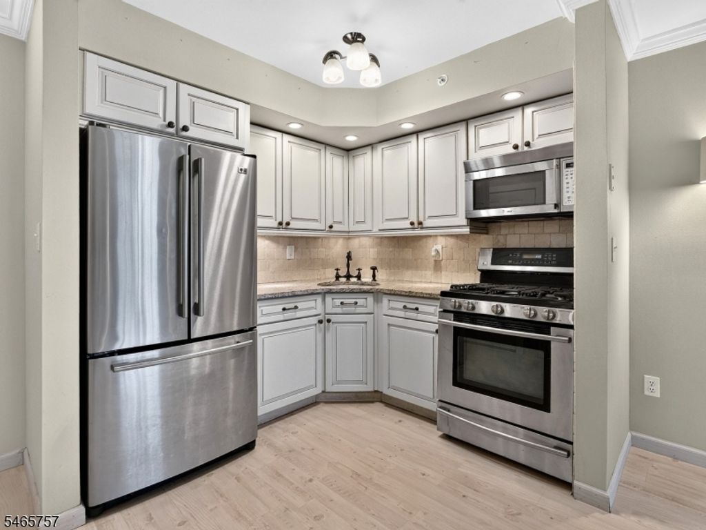 1510 Faulkner Ct, Mahwah Twp., NJ 07430 — photo 3