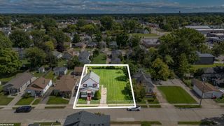 25124 Blair Street, Roseville, MI 48066