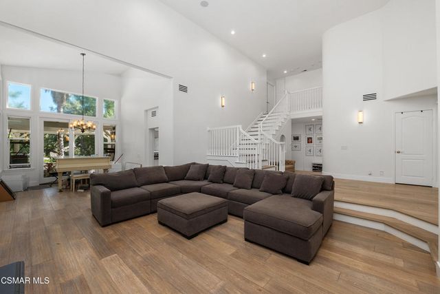 1660 Cross Bridge Place, Thousand Oaks, CA 91362