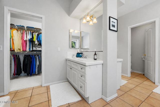 1660 Cross Bridge Place, Thousand Oaks, CA 91362