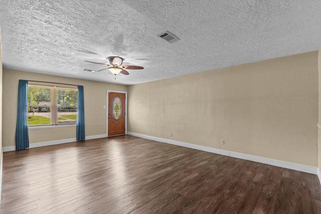 5108 Fm 1765, La Marque, TX 77568