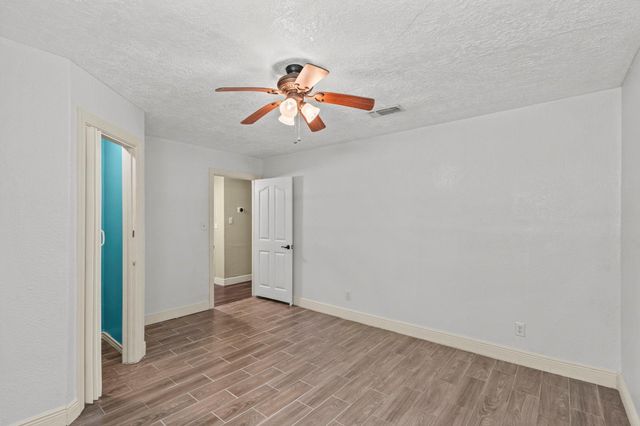 5108 Fm 1765, La Marque, TX 77568
